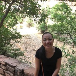 Meet your Posher, Claire